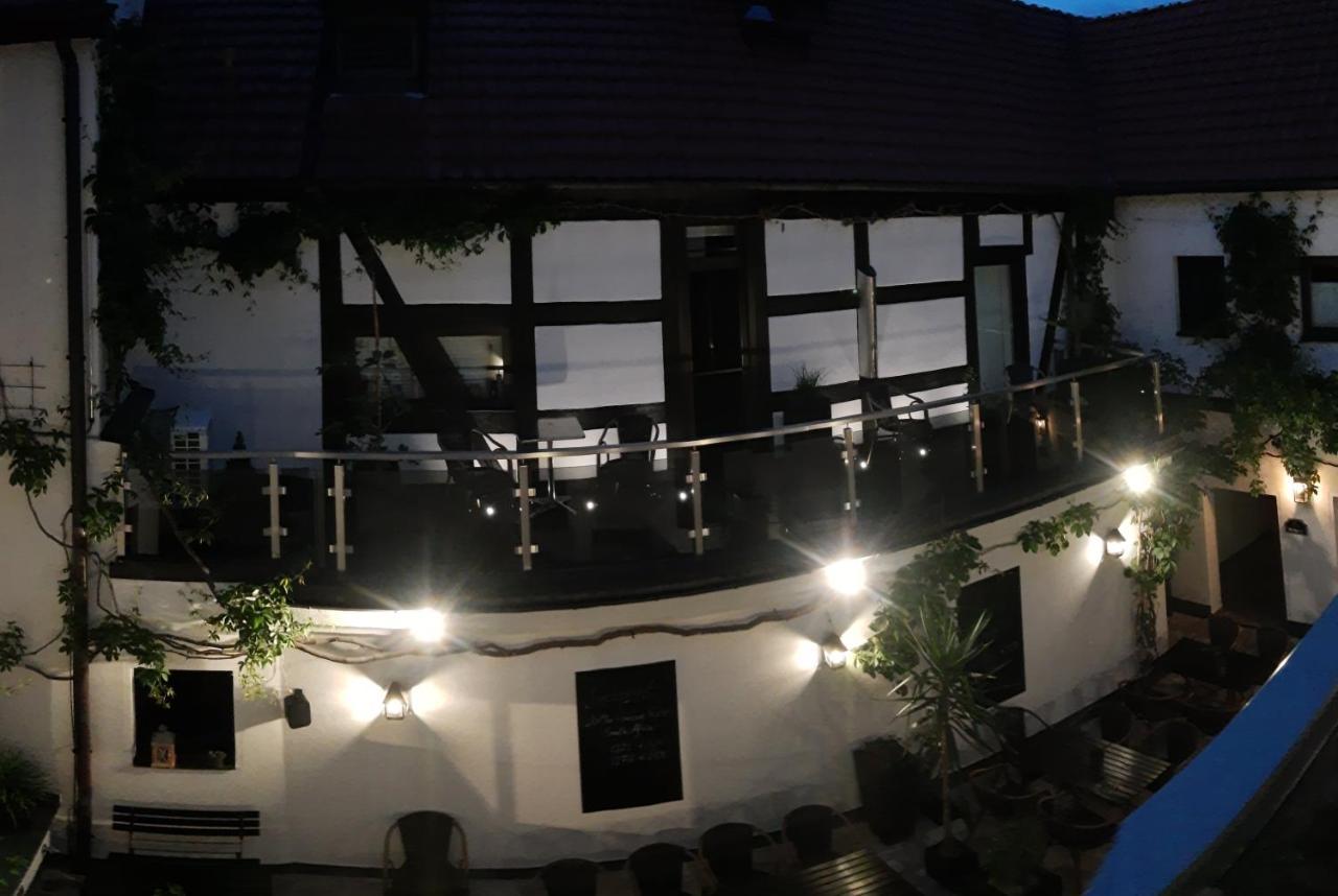 Hotel Weisses Ross Elsterwerda Esterno foto
